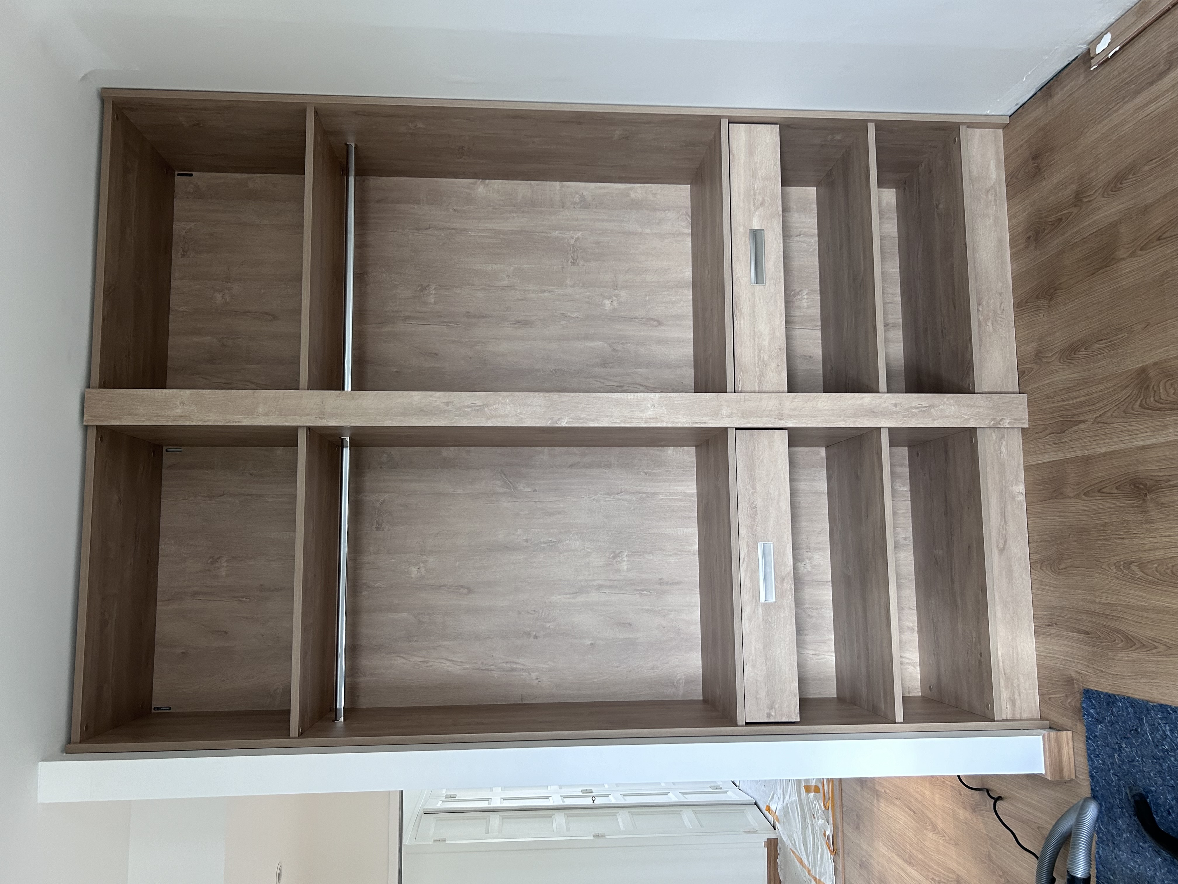 Structure interne de dressing bois